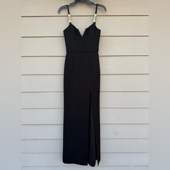 REBECCA VALLANCE
Piero Chain-Strap Column Maxi Dress - Picture 4 of 15